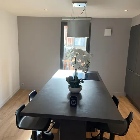 La Grande Duplex- Rue Vasselot - Calme - Standing Five Apartment Rennes